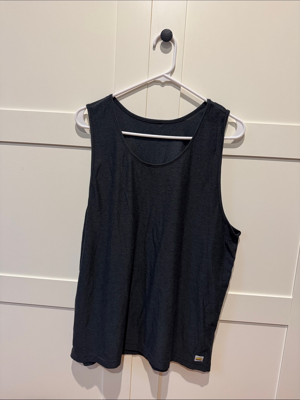 Vuori Black Scoop Neck Performance Tank